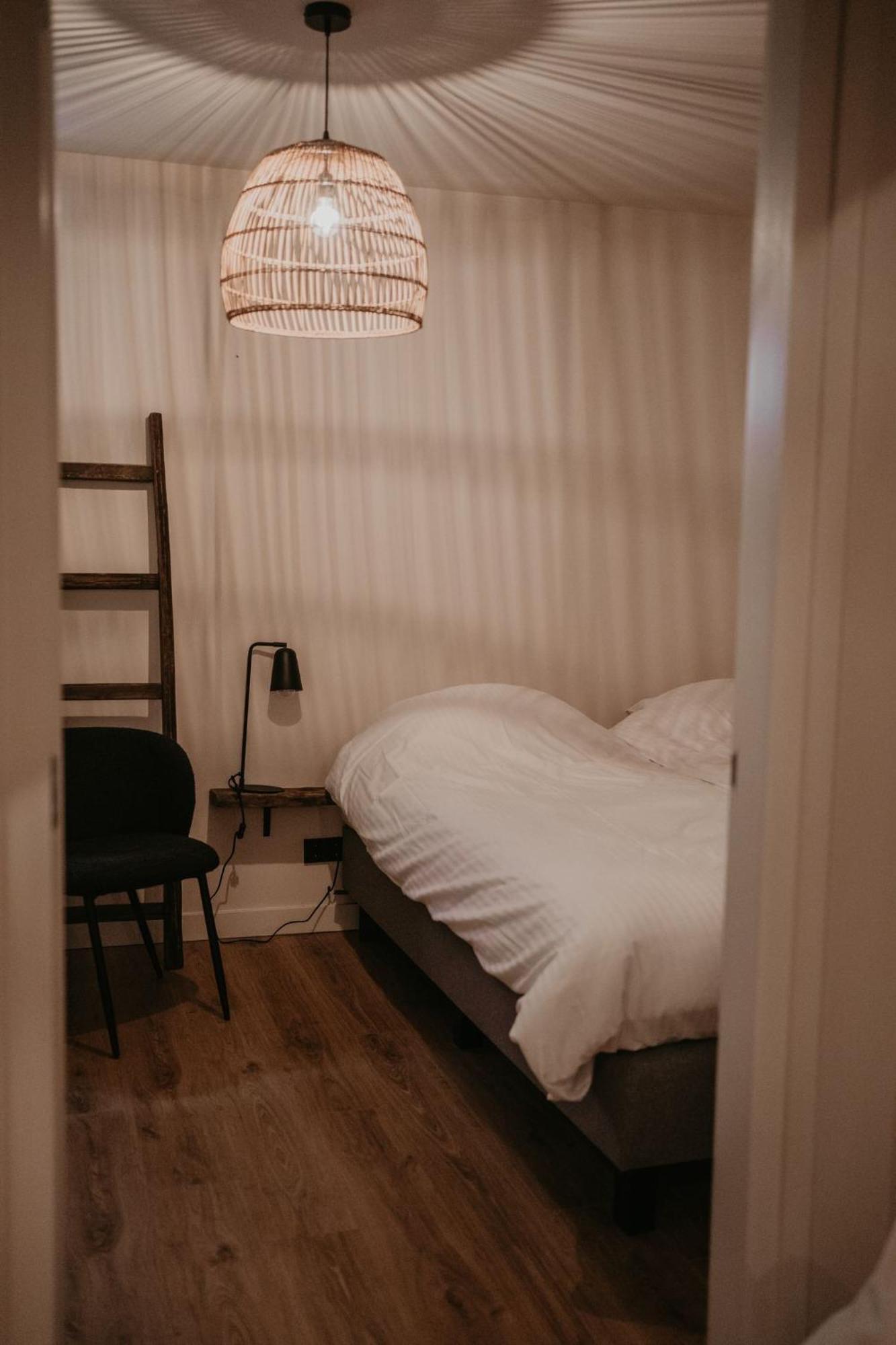 Nieuw Landelijk Vakantiehuis Aan Zee Оосткапелл Экстерьер фото
