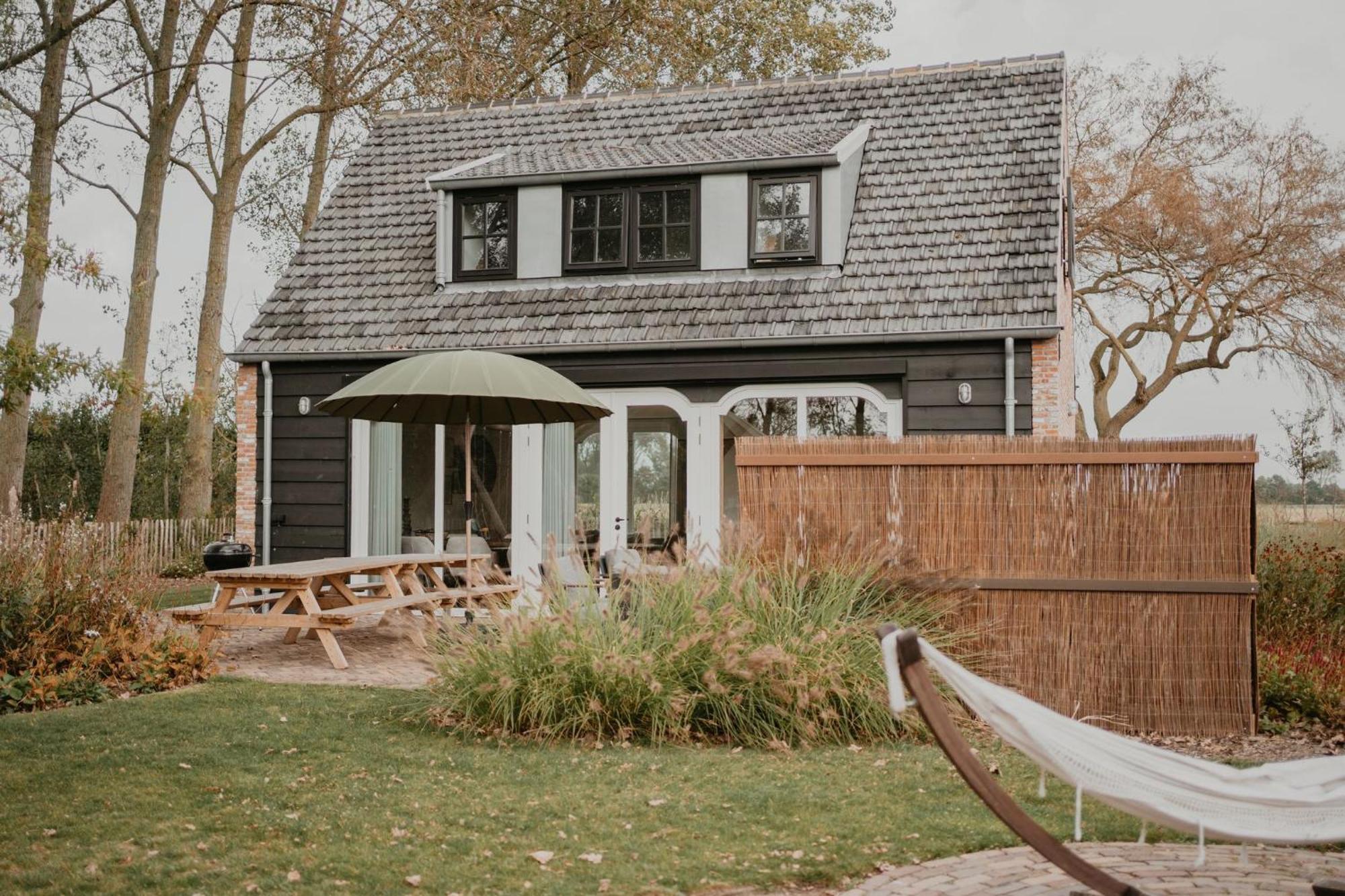 Nieuw Landelijk Vakantiehuis Aan Zee Оосткапелл Экстерьер фото